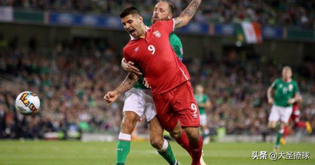 英超射手转会涉嫌洗钱遭警方调查,两人被逮捕