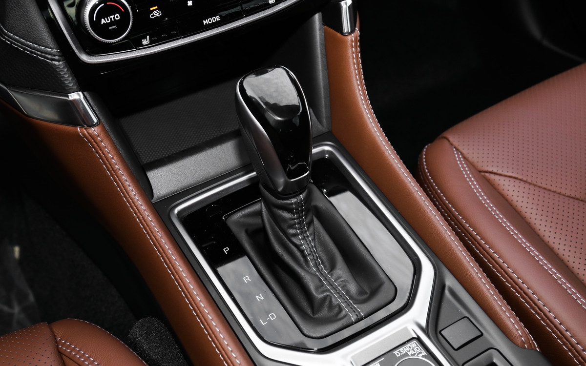 斯巴鲁森林人水平对置发动机图片,斯巴鲁森林人水平对置发动机讲解