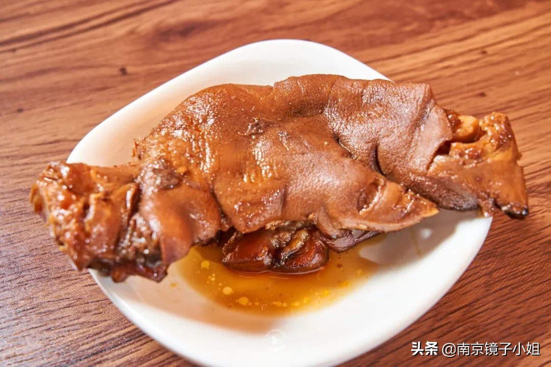 鲜香酸辣螺蛳粉柳州正宗,酸辣鲜香地道柳州螺蛳粉青春版