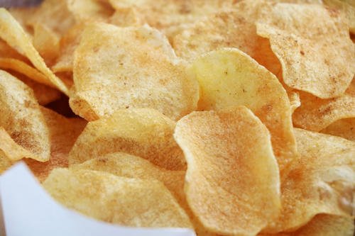 爱吃薯片怎么办,3分钟教你在家炸薯片又香又脆