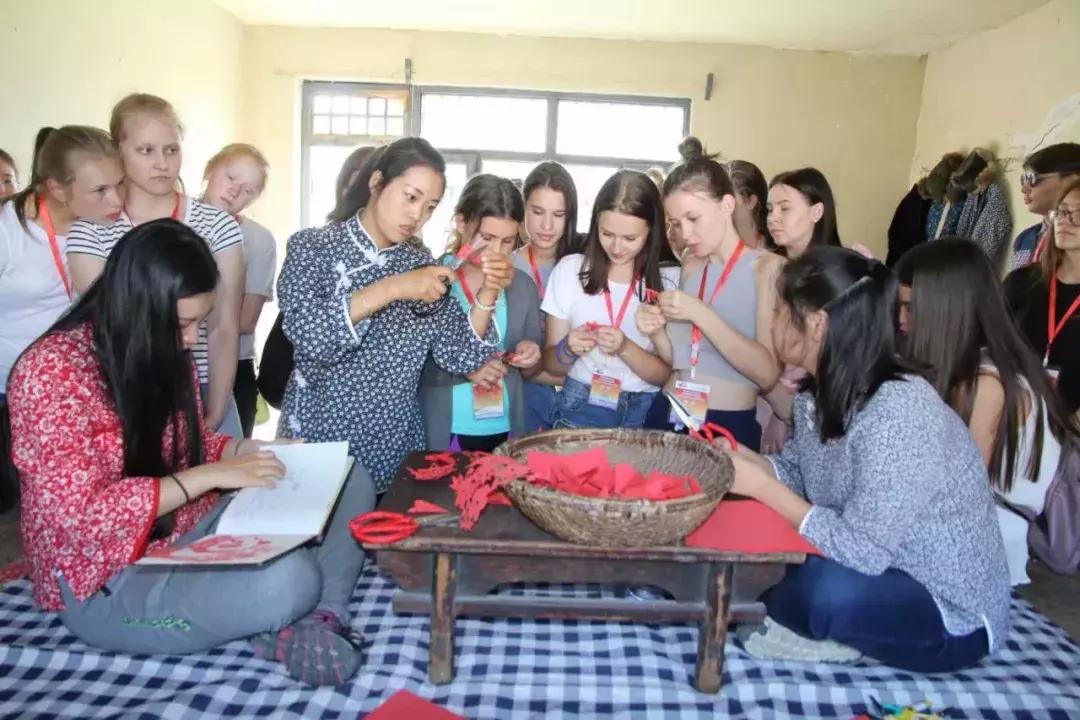浪漫冰雪游玩攻略,浪漫冰雪夜场