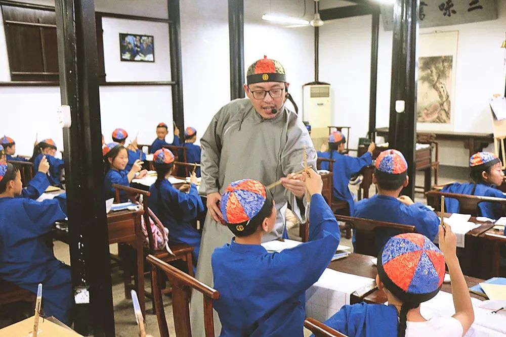 研学旅行和研学旅游,双减背景下研学旅行的利好与挑战