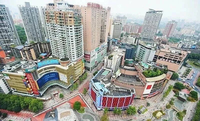 故城时光丨售票员喊着“俱乐部到了,下车咯