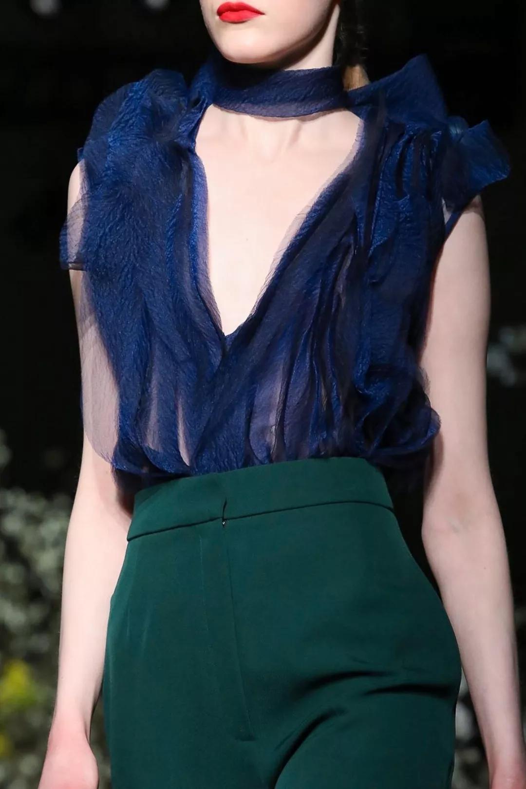 等疫情过后穿上漂亮的衣服,等疫情过后去赏花