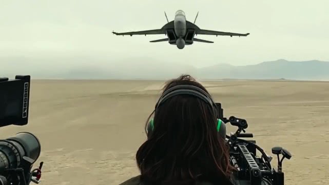 壮志凌云和空天猎对比,比壮志凌云还要精彩的空战电影