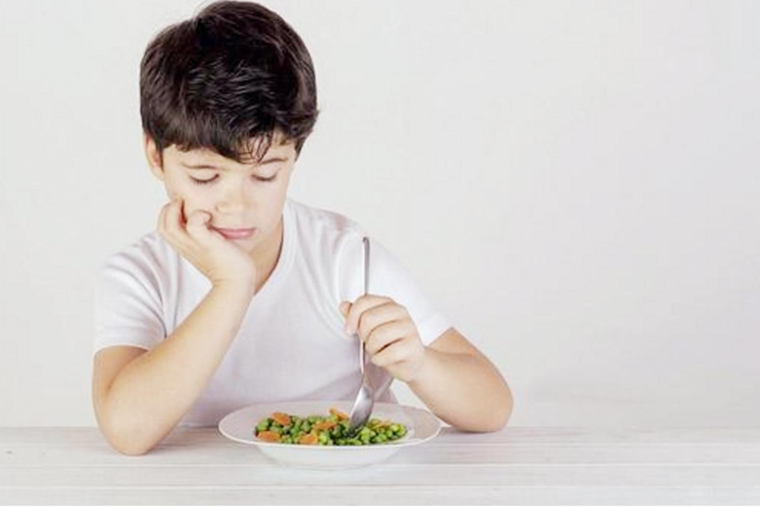 爸爸妈妈长得矮孩子怎么长高,父母身高1.63厘米孩子能长高吗