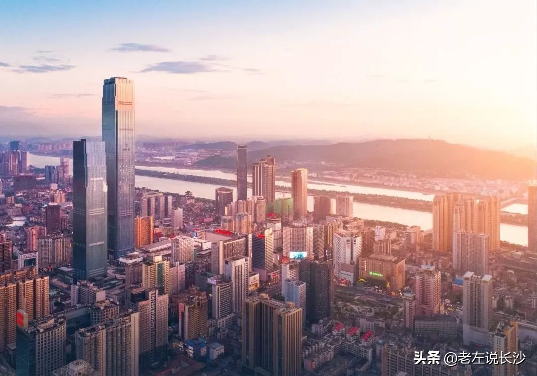 旧改接力棚改，又见4万亿，房价又要涨？多元影响，稳字当头