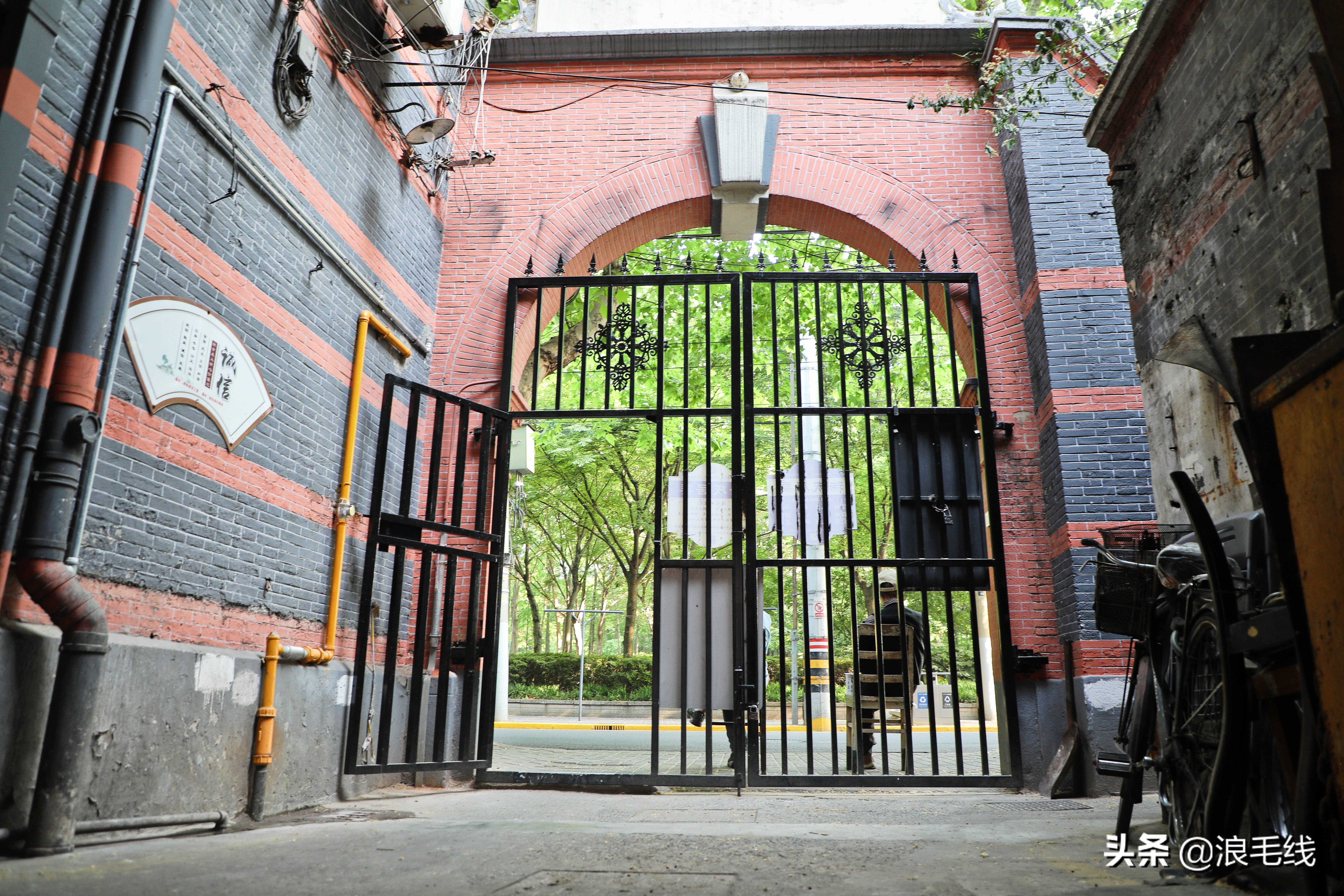 云南俩夫妻入住酒店,夫妻云南旅游民宿