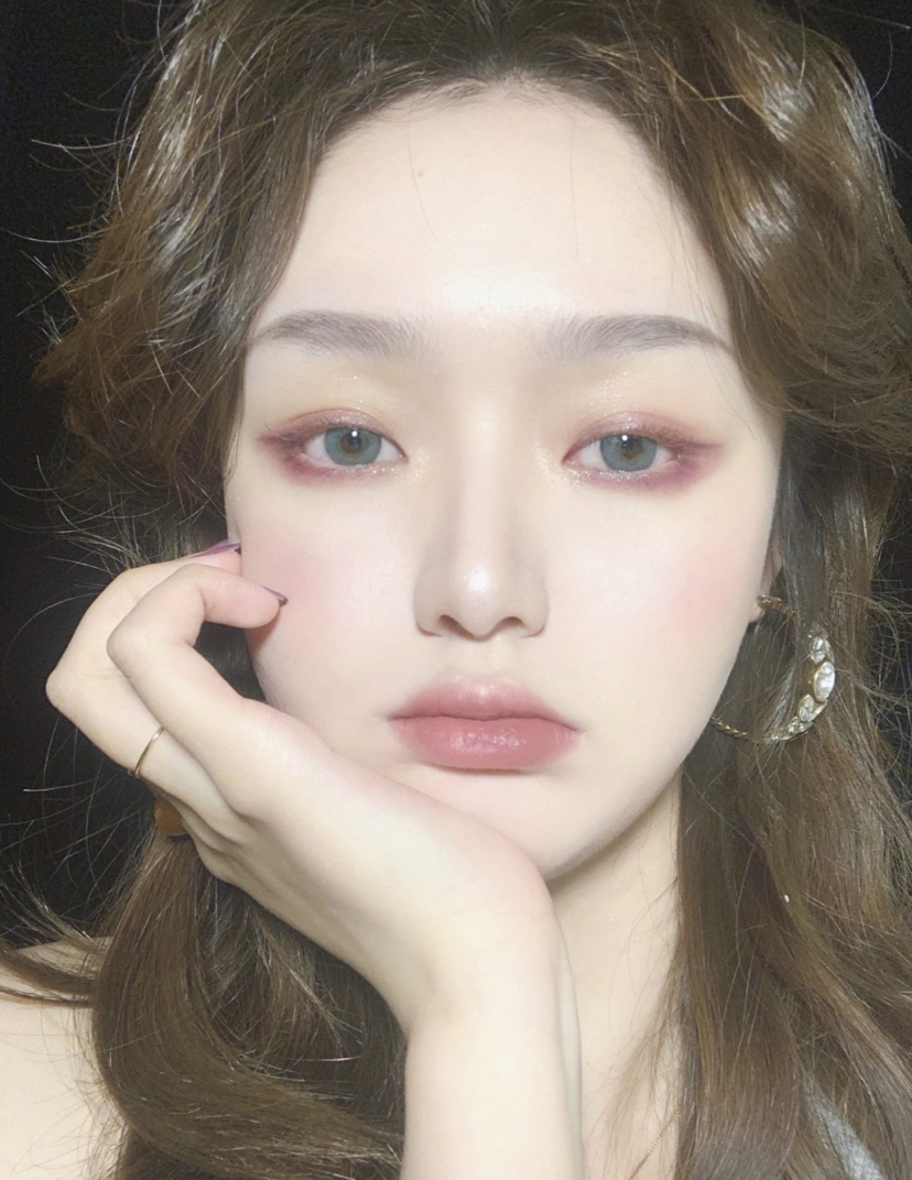 粉底学生党超平价,粉底气垫学生党平价持久服帖遮瑕