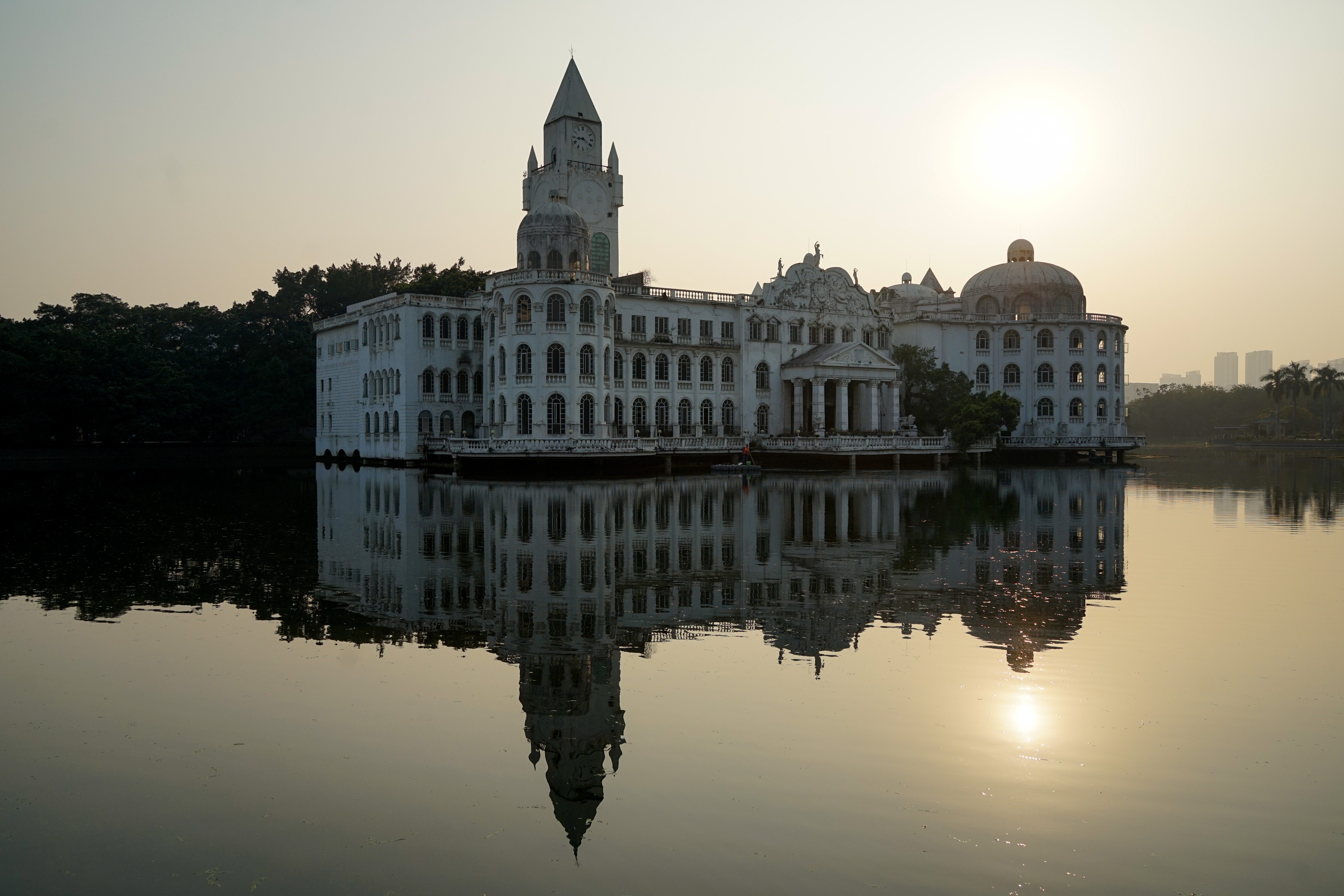 腾龙18-200f2.8佳能卡口,fe卡口f1.4副厂镜头推荐