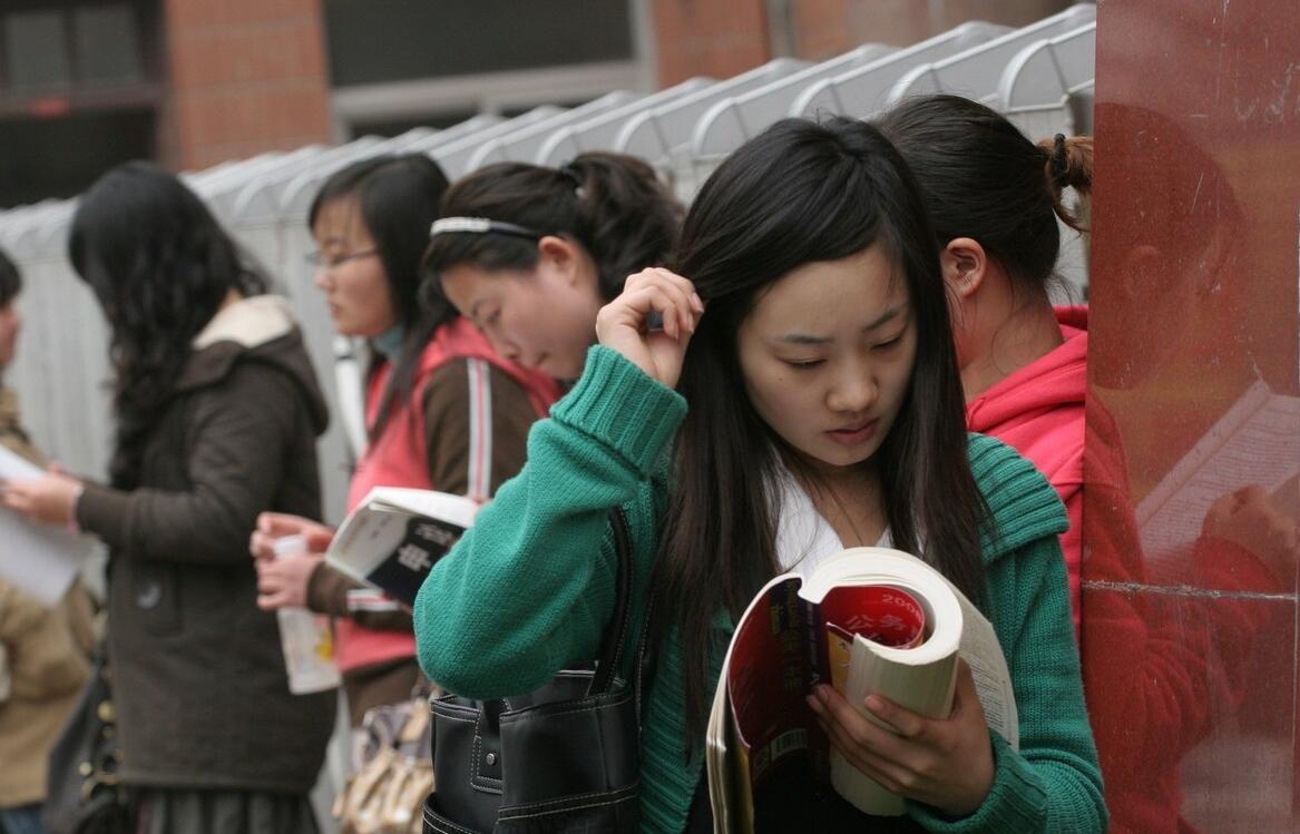 30岁以后才知道，“选调生”只会越来越值钱，应届毕业生不该忽视