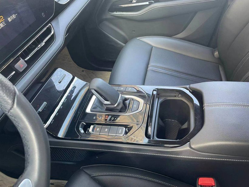 五菱凯捷真实用车感受,花十几万买台五菱凯捷到底值不值