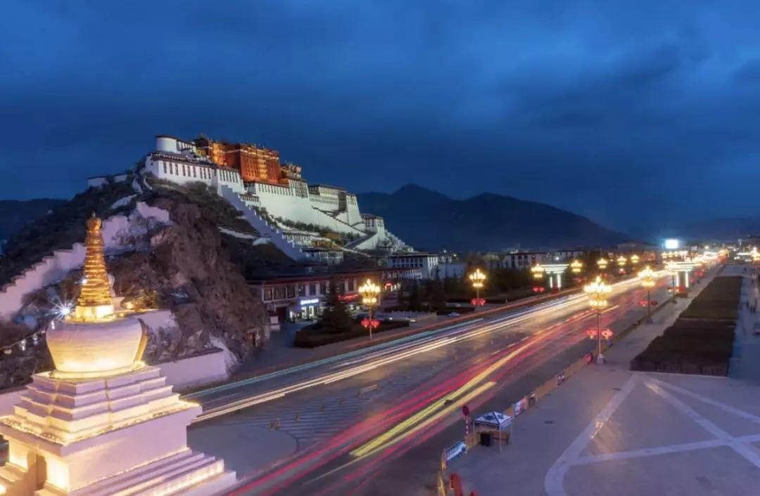 越夜越美丽粤语,越夜越美丽上一句