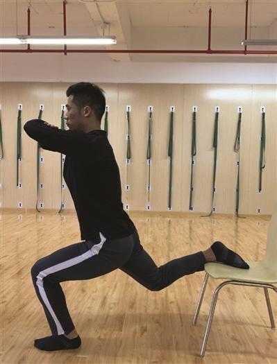 跑步造成脚踝内侧骨头部位疼痛,跑步脚踝肿痛怎么消除