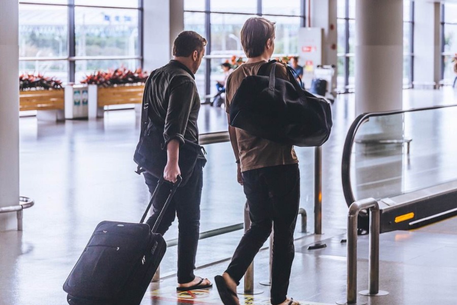 为什么外国人旅游只背个包,为什么外国人都背包客