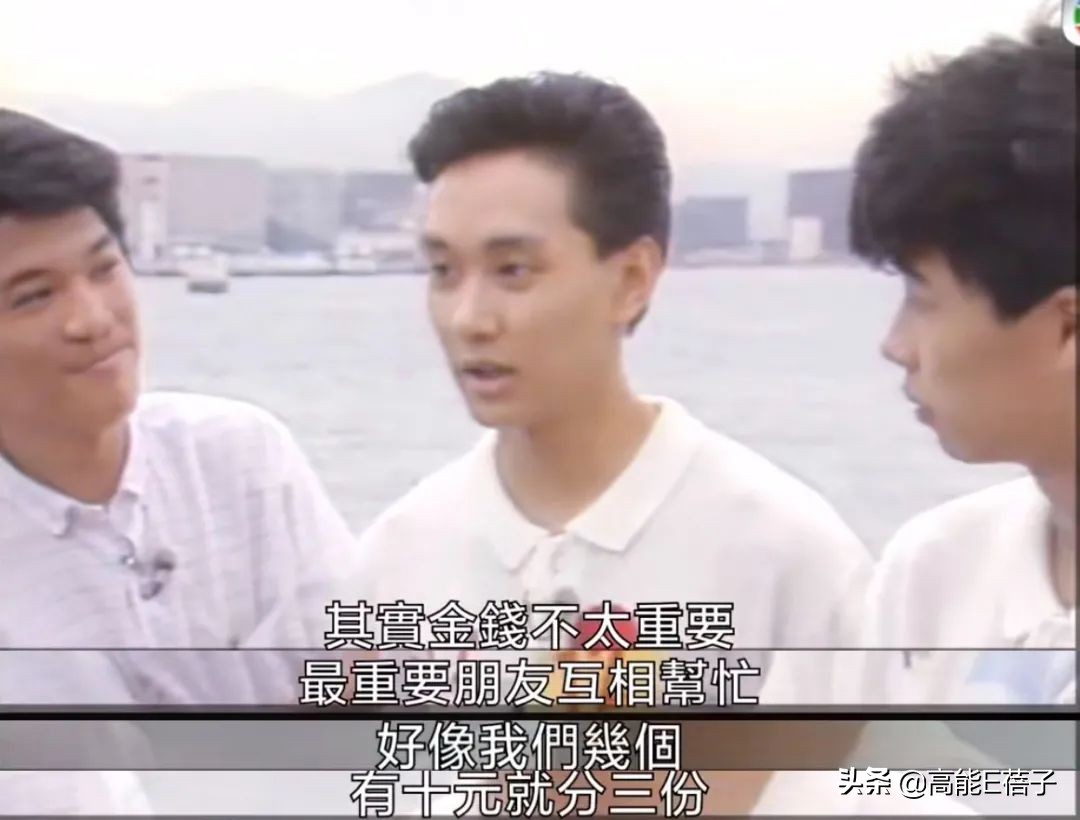 一张照片爆红的人,一张照片火了的帅哥