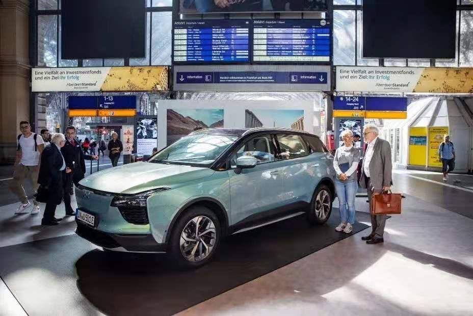 妯法娆т簹澶ч檰7819鍏噷,涓栫晫鍏绗竴杈唖uv