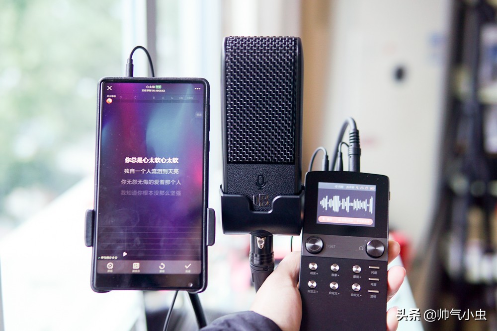 售价999元，用了之后，才发现我离那些主播只差一张好声卡