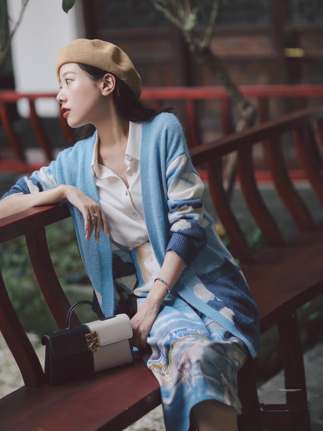 毛衣衬衫冬季最爆表穿搭方法,高级感毛衣衬衣秋冬内搭