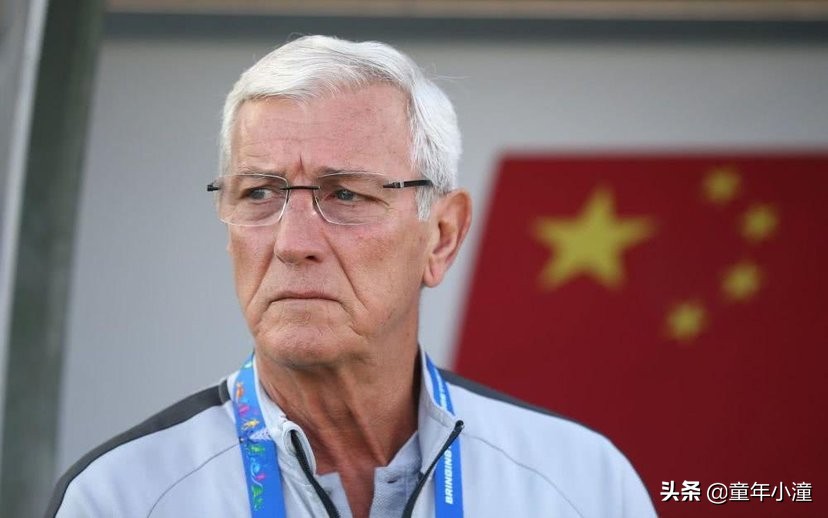 男足：看也输不看也输，郜林说对了：我们退了，你们想骂找不着人