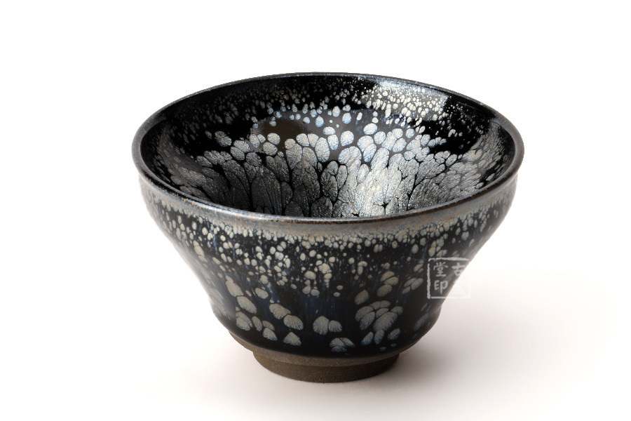 为什么说泡茶用紫砂喝茶用建盏,喝茶必须有一个建盏吗