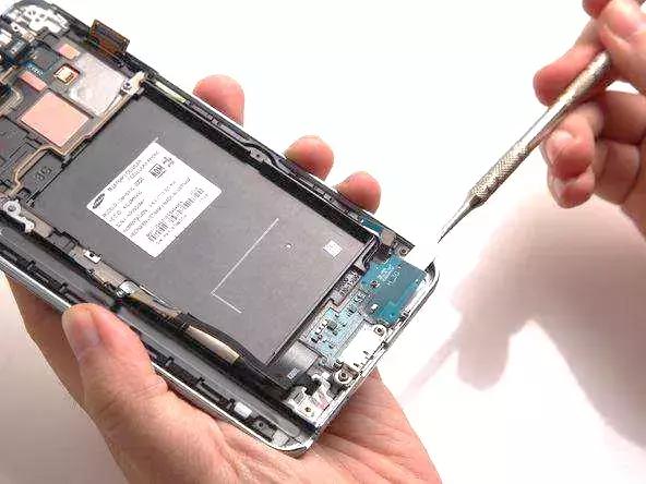 手机有竖线是内屏坏了还是外屏,手机外屏没坏内屏坏了是怎么回事