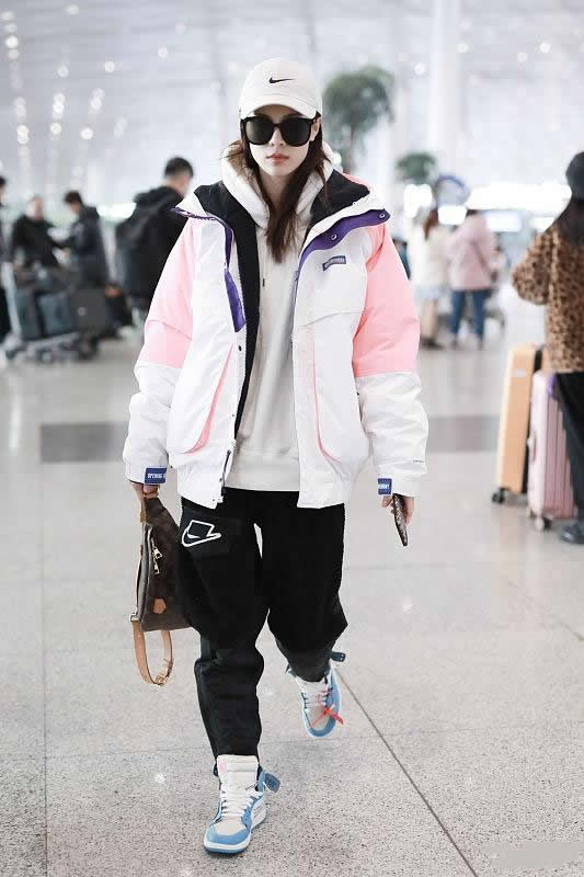 张钧甯运动服,张钧甯穿运动服