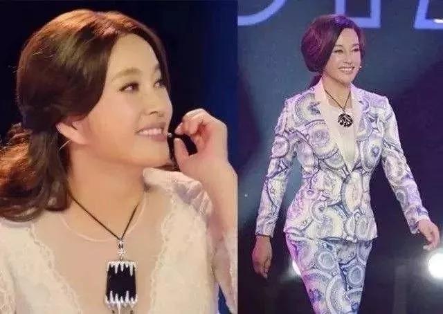 刘晓庆的翡翠手镯竟然价值一个亿,刘晓庆翡翠最值钱是哪款