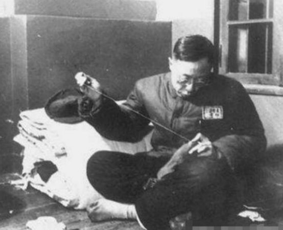 溥仪死后入皇陵了还是入公墓了,溥仪死后为什么可以埋葬在皇陵