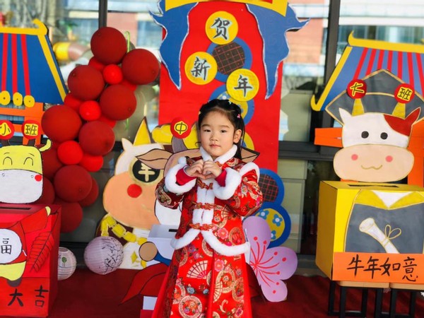 小牛迎新年,小牛新年祝福