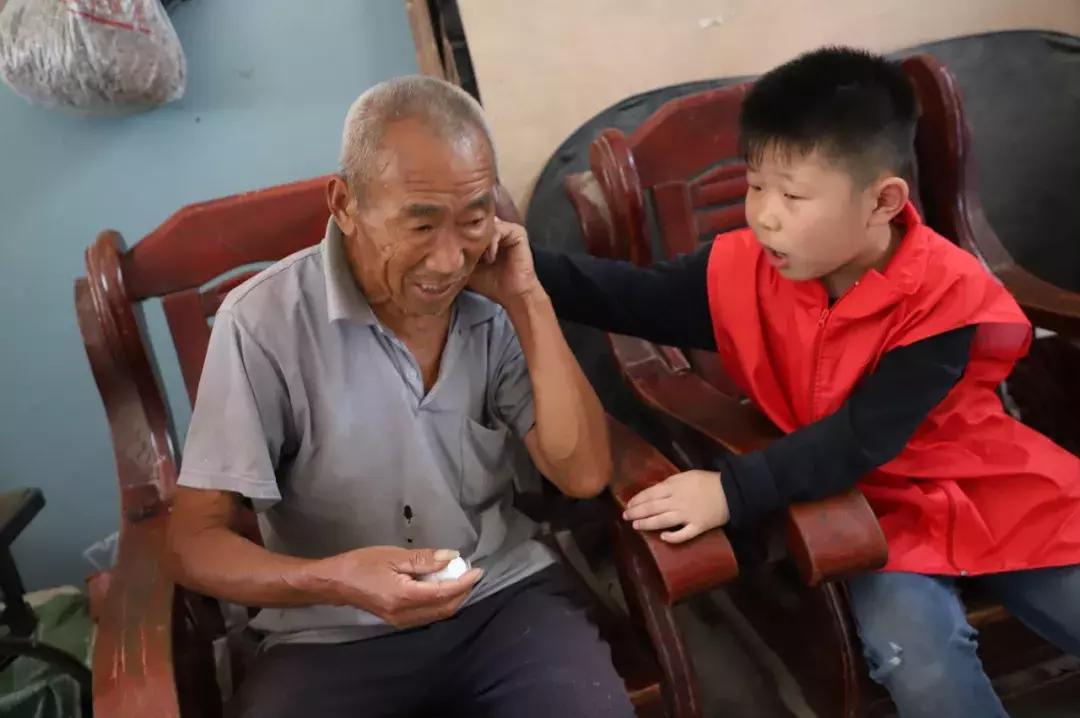 日行一善微行动暖民心,日行一善爱心传递