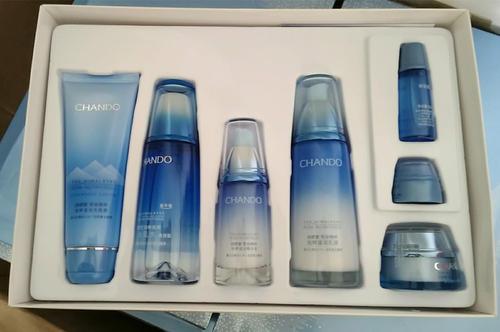 韩束护肤品和自然堂哪个品牌好,珀莱雅自然堂韩束哪个套盒好用