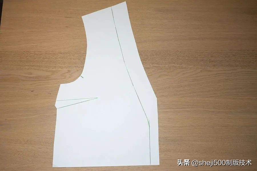 v领雪纺连衣裙领口大了怎么办,雪纺连衣裙领口大了怎么改小窍门