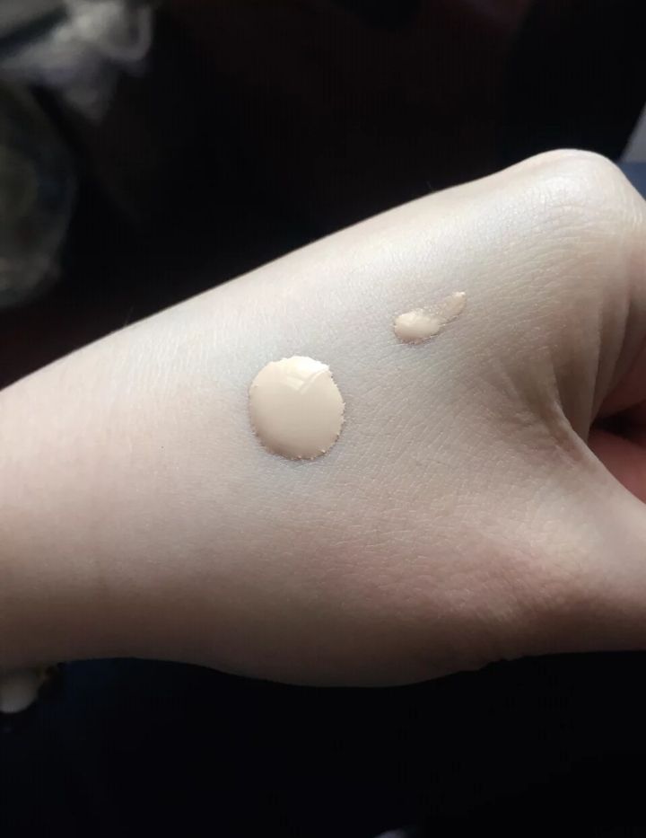 芭比波朗虫草旧款粉底液,芭比布朗虫草养肤粉底液旗舰店