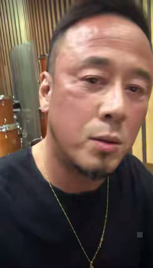 杨坤直播被怼完整版,杨坤汪峰喝酒