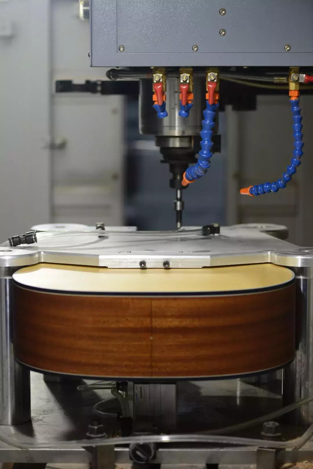 卡马|理工男眼里的吉他，是什么模样？