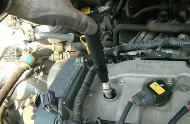 本田裂行天冷打不着火,天冷车打不着火怎么办