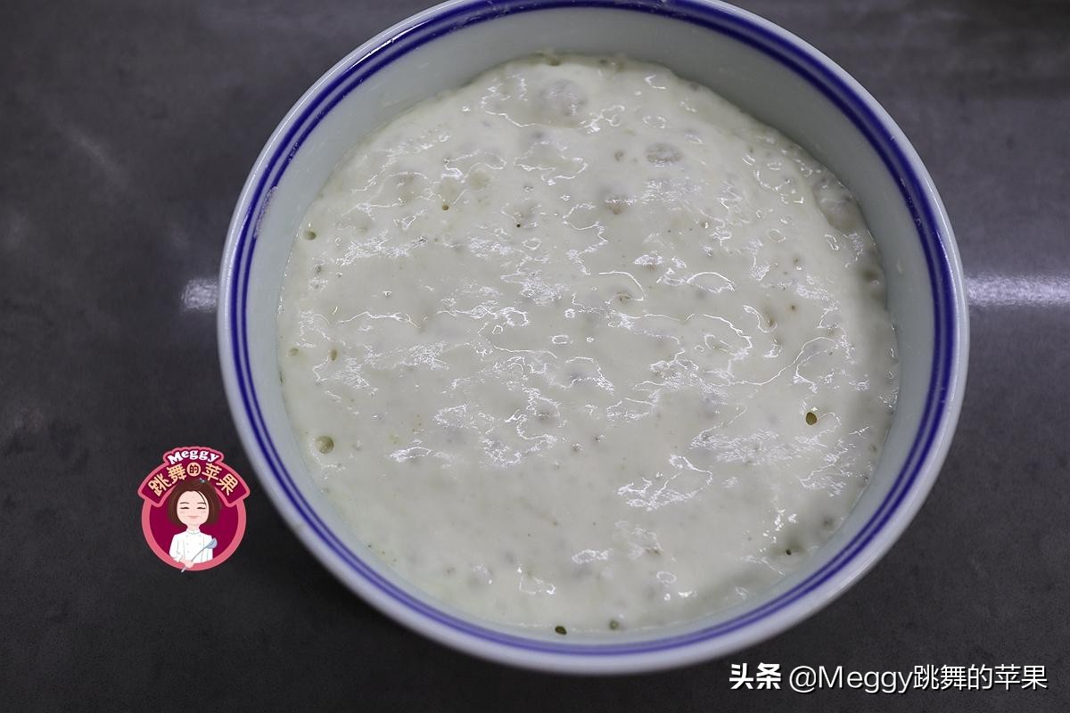 面包早餐整箱搭配草莓酱,柔软草莓酱