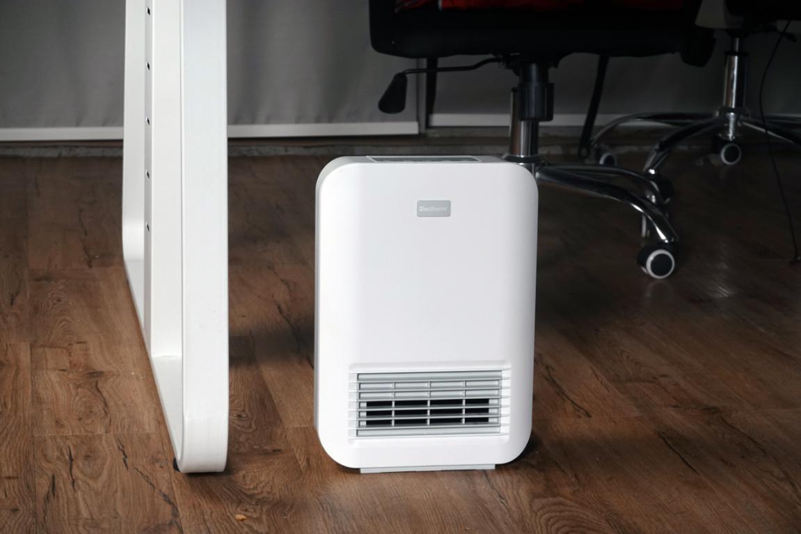 荣耀亲选温润速热暖风机,智能恒温速热暖风机好用吗