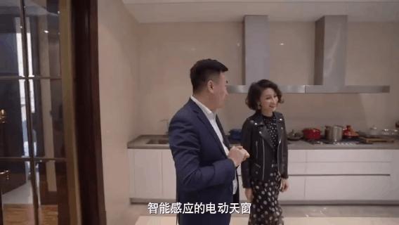 几百万元别墅吊灯,10万一次的吊灯保洁费