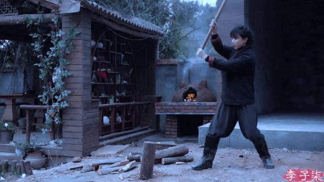 只想务农李子柒，发明无用手工耿…“不务正业”的人为何都暴富了