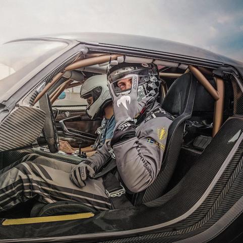 四大时速最快的超跑,最快的超跑极速600每小时