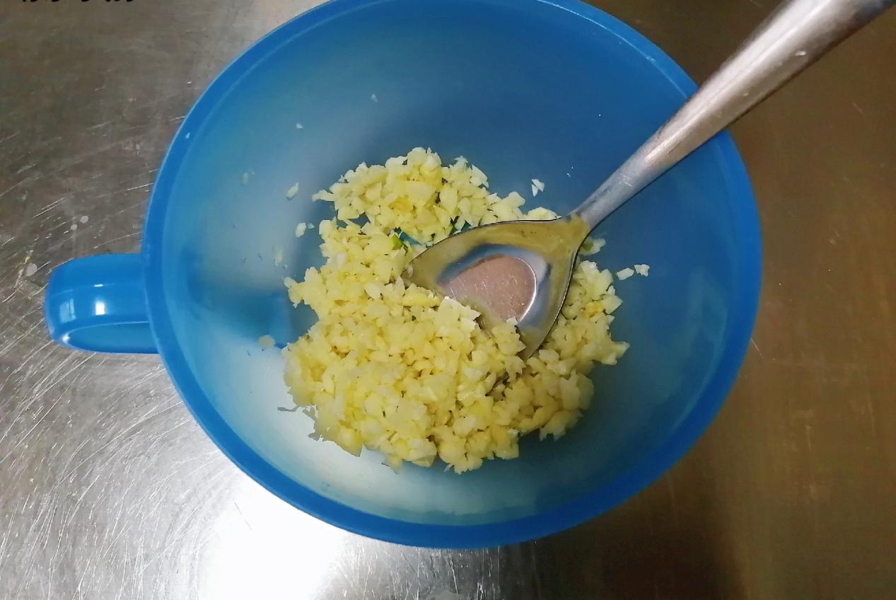 大虾好吃做法不煮不炸鲜香入味,薯条大虾最正宗做法