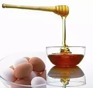 用最简单的方法制作美白面膜,自己做简单美白淡斑面膜