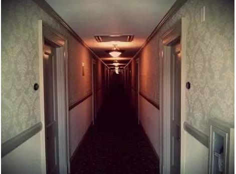 酒店细思极恐灵异事件,酒店遇到的灵异事