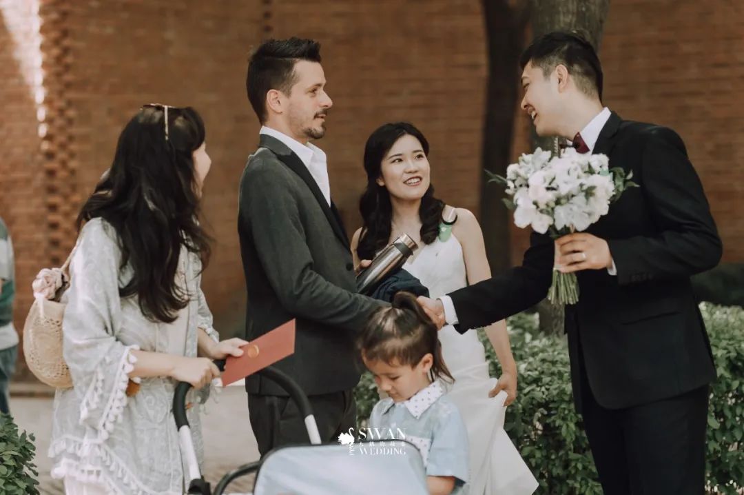 红砖美术馆婚礼游戏,红砖美术馆婚礼布置