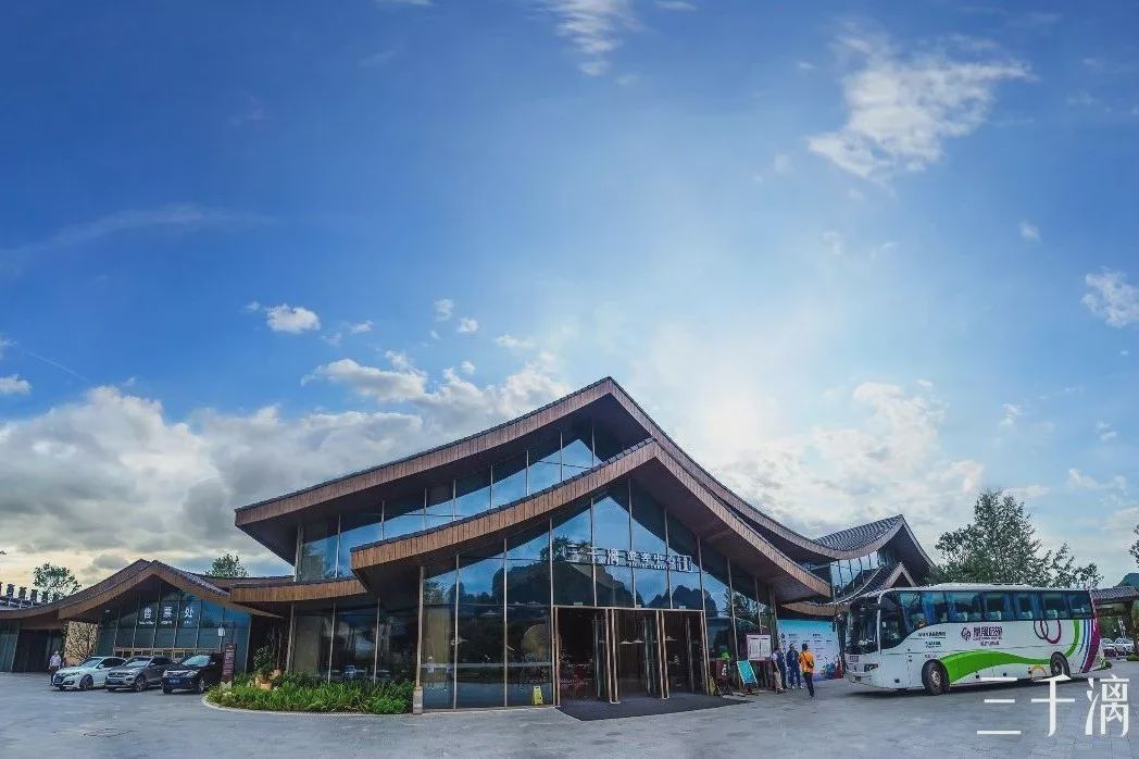 柳州周边迅速蹿红的江枫船屋别墅！天空之境简直美绝了