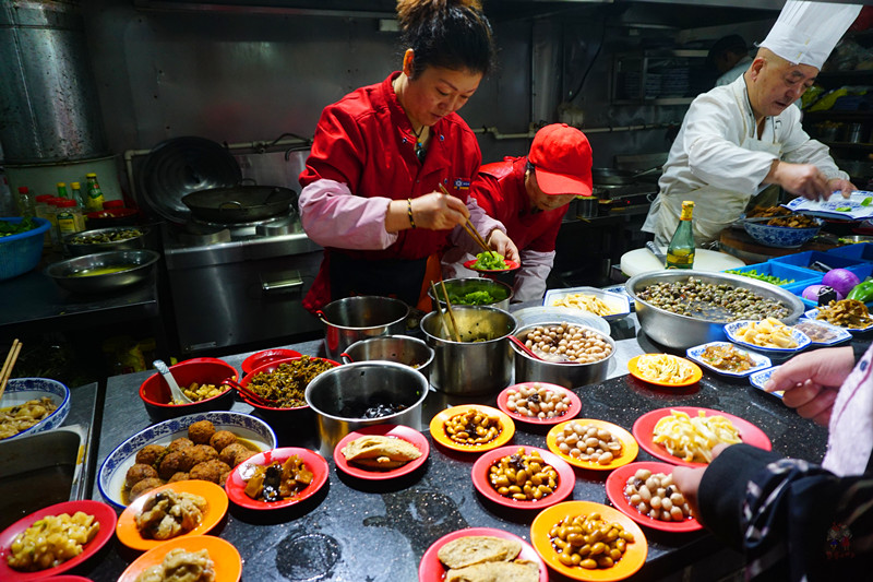 康熙乾隆12次下江南，却去了惠山古镇14次，一个小镇到底藏了啥？