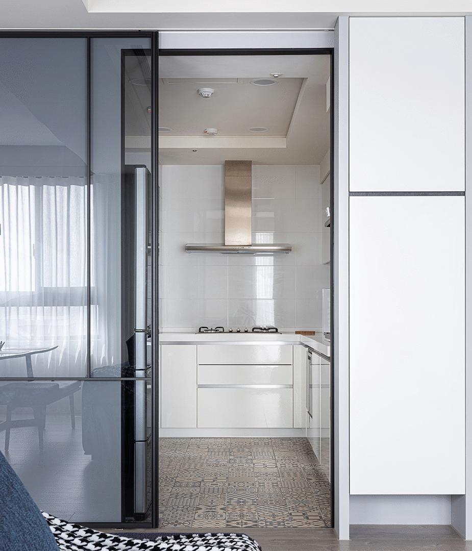 没有沙发墙的户型难看吗,没有背景墙的房子设计