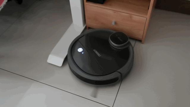 一屋不扫，何以扫天下？科沃斯机器人地宝DN55扫地机器人测评